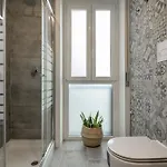 Joivy Modern With Balcony Near * ميلان